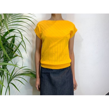 Textured Yellow Raphaelle Top