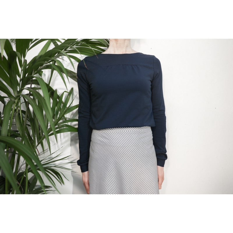Navy Maxime Top